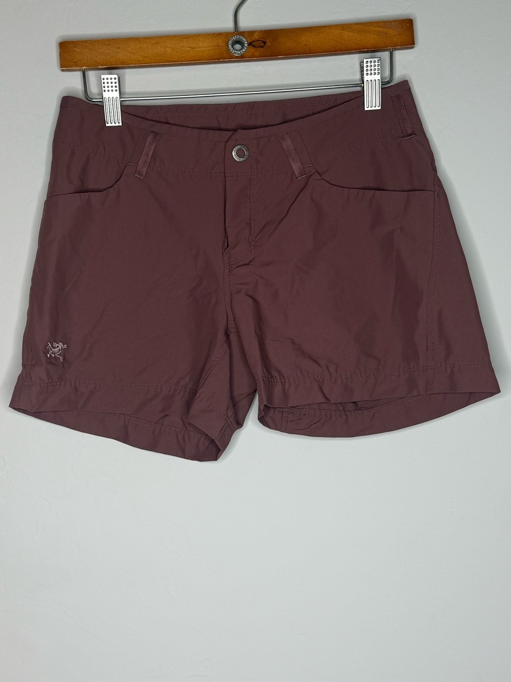 Arcteryx Creston Shorts size 2 in the color inertia 4.5” inseam